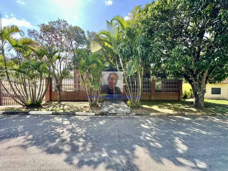 Foto 4 de Casa com 5 quartos à venda e para alugar, 650m2 em Parque Dom Henrique, Cotia - SP