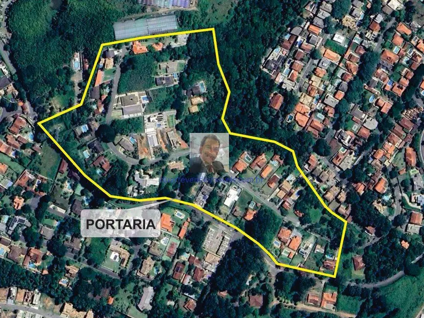 Foto 2 de Casa com 5 quartos à venda e para alugar, 650m2 em Parque Dom Henrique, Cotia - SP