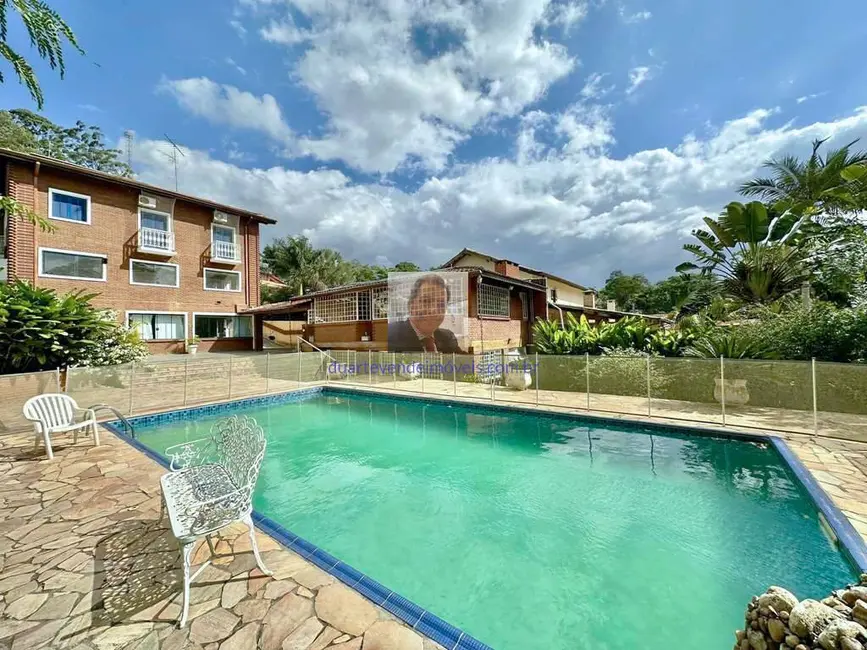 Foto 1 de Casa com 5 quartos à venda e para alugar, 650m2 em Parque Dom Henrique, Cotia - SP