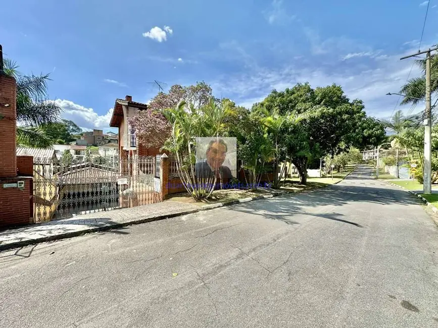 Foto 6 de Casa com 5 quartos à venda e para alugar, 650m2 em Parque Dom Henrique, Cotia - SP