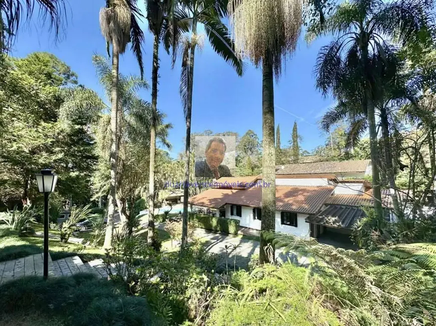 Foto 1 de Casa de Condomínio com 3 quartos à venda e para alugar, 473m2 em Algarve, Cotia - SP