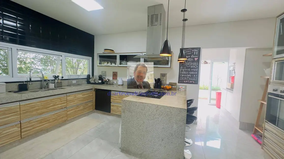 Foto 2 de Casa de Condomínio com 4 quartos à venda e para alugar, 350m2 em Transurb, Itapevi - SP