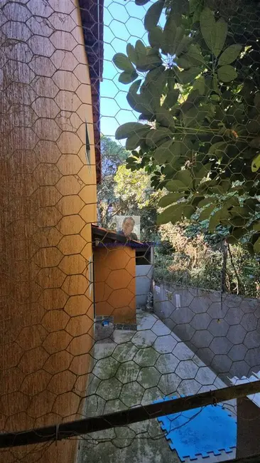 Casa de Condomínio com 3 quartos à venda e para alugar, 200m2 em Transurb, Itapevi - SP - imagem 3 Foto 3 de Casa de Condomínio com 3 quartos à venda e para alugar, 200m2 em Transurb, Itapevi - SP