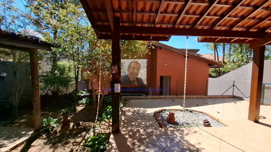 Casa de Condomínio com 3 quartos à venda e para alugar, 255m2 em Transurb, Itapevi - SP - imagem 5 Foto 5 de Casa de Condomínio com 3 quartos à venda e para alugar, 255m2 em Transurb, Itapevi - SP