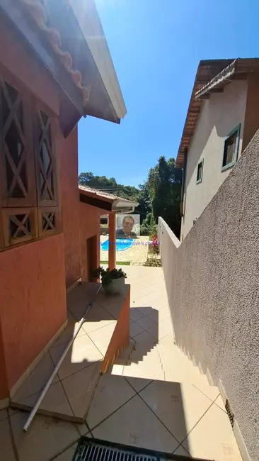 Casa de Condomínio com 3 quartos à venda e para alugar, 255m2 em Transurb, Itapevi - SP - imagem 3 Foto 3 de Casa de Condomínio com 3 quartos à venda e para alugar, 255m2 em Transurb, Itapevi - SP