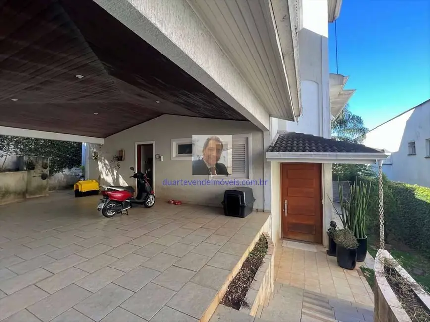 Foto 4 de Casa com 4 quartos à venda, 496m2 em Vila Santo Antônio, Cotia - SP