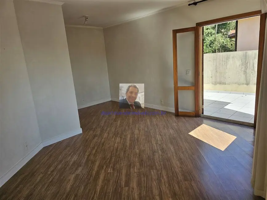 Foto 6 de Casa de Condomínio com 3 quartos para alugar, 300m2 em Jardim Atalaia, Cotia - SP