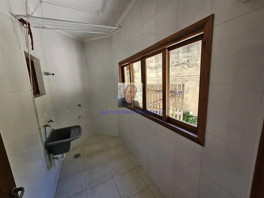 Foto 2 de Casa de Condomínio com 3 quartos para alugar, 300m2 em Jardim Atalaia, Cotia - SP