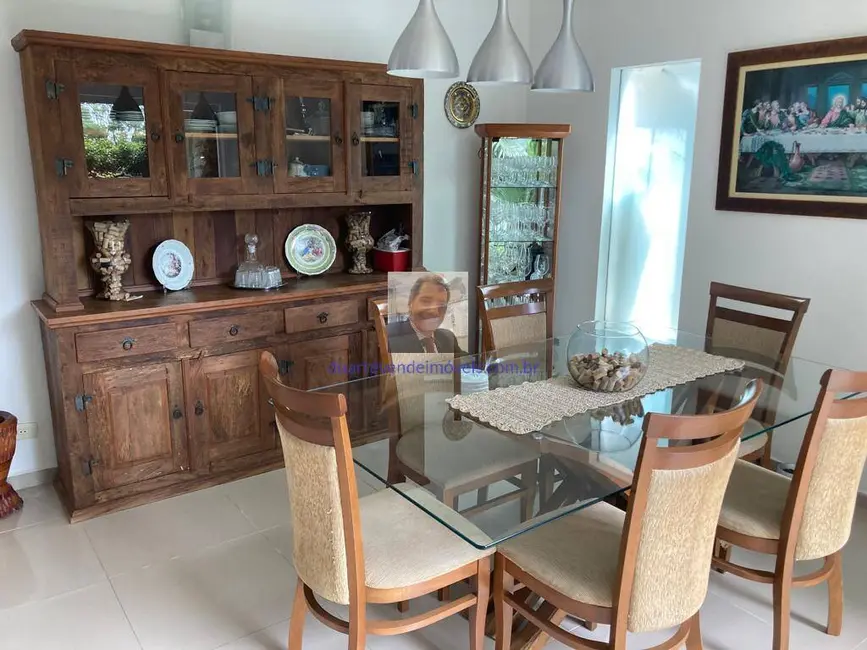 Casa de Condomínio com 3 quartos à venda e para alugar, 186m2 em Transurb, Itapevi - SP - imagem 6 Foto 6 de Casa de Condomínio com 3 quartos à venda e para alugar, 186m2 em Transurb, Itapevi - SP