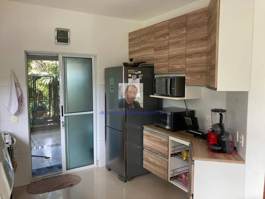 Casa de Condomínio com 3 quartos à venda e para alugar, 186m2 em Transurb, Itapevi - SP - imagem 7 Foto 7 de Casa de Condomínio com 3 quartos à venda e para alugar, 186m2 em Transurb, Itapevi - SP