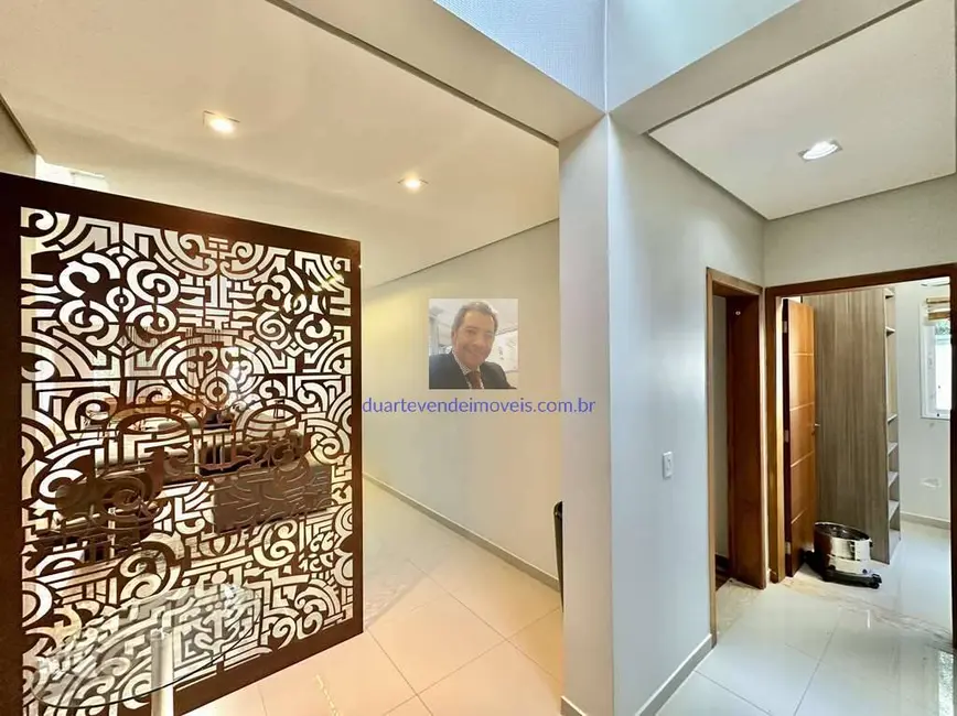 Foto 7 de Casa de Condomínio com 5 quartos à venda, 402m2 em Jardim do Golf I, Jandira - SP