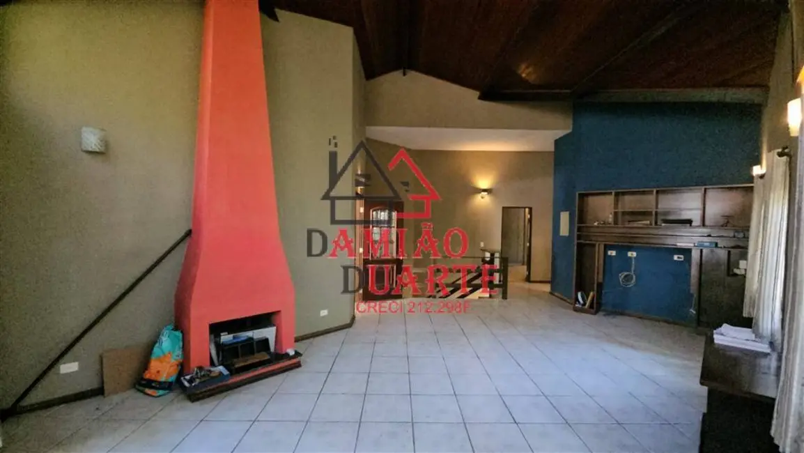 Casa de Condomínio com 3 quartos à venda e para alugar, 230m2 em Transurb, Itapevi - SP - imagem 6 Foto 6 de Casa de Condomínio com 3 quartos à venda e para alugar, 230m2 em Transurb, Itapevi - SP
