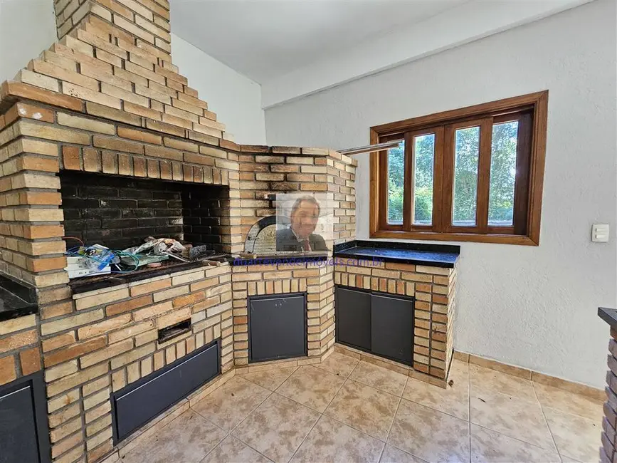 Casa de Condomínio com 3 quartos à venda, 170m2 em Jardim Atalaia, Cotia - SP - imagem 4 Foto 4 de Casa de Condomínio com 3 quartos à venda, 170m2 em Jardim Atalaia, Cotia - SP