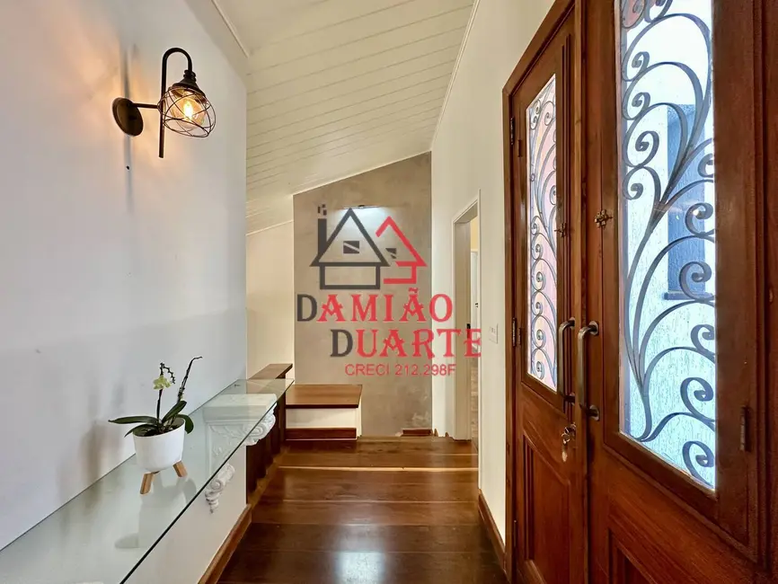 Foto 9 de Casa de Condomínio com 4 quartos à venda, 243m2 em Cotia - SP