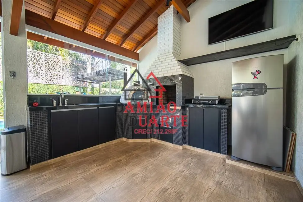 Casa de Condomínio com 4 quartos à venda, 366m2 em Transurb, Itapevi - SP - imagem 6 Foto 6 de Casa de Condomínio com 4 quartos à venda, 366m2 em Transurb, Itapevi - SP