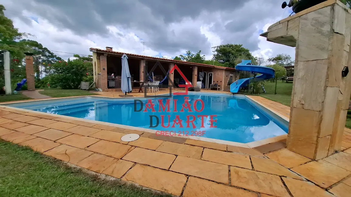 Foto 1 de Chácara com 4 quartos à venda, 432m2 em Centro, Boituva - SP