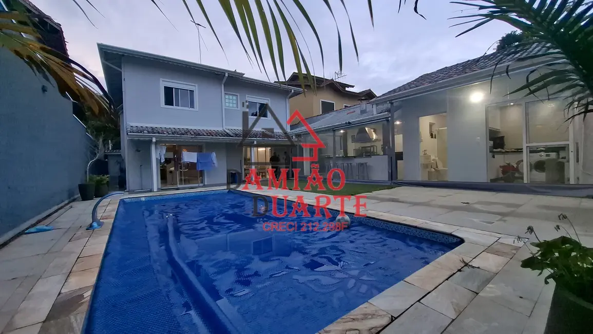 Foto 1 de Casa de Condomínio com 3 quartos à venda, 340m2 em Transurb, Itapevi - SP