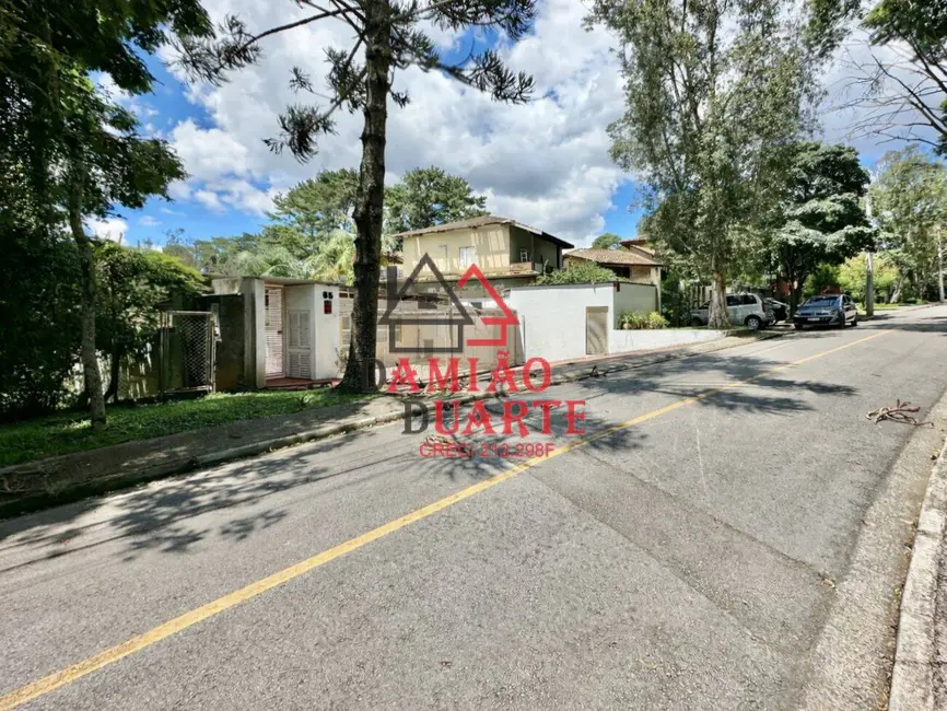 Casa com 3 quartos à venda, 345m2 em Vila Santo Antônio, Cotia - SP - imagem 5 Foto 5 de Casa com 3 quartos à venda, 345m2 em Vila Santo Antônio, Cotia - SP