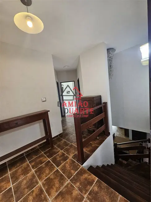 Foto 9 de Casa com 3 quartos para alugar, 200m2 em Jardim Atalaia, Cotia - SP
