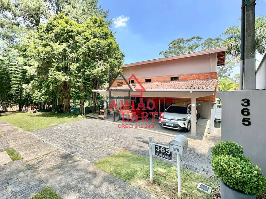 Casa de Condomínio com 4 quartos à venda, 426m2 em São Paulo II, Cotia - SP - imagem 1 Foto 1 de Casa de Condomínio com 4 quartos à venda, 426m2 em São Paulo II, Cotia - SP