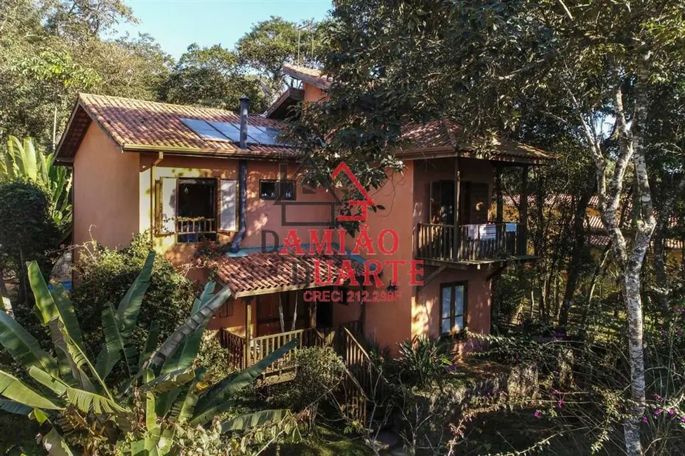 Casa de Condomínio com 3 quartos à venda e para alugar, 240m2 em Jardim Atalaia, Cotia - SP - imagem 3 Foto 3 de Casa de Condomínio com 3 quartos à venda e para alugar, 240m2 em Jardim Atalaia, Cotia - SP