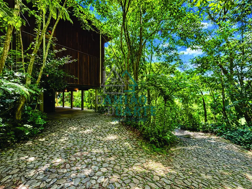 Foto 4 de Casa de Condomínio com 4 quartos à venda e para alugar, 261m2 em Chácara do Refúgio, Carapicuiba - SP