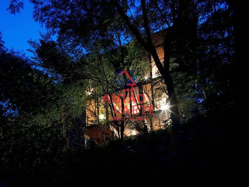 Foto 2 de Casa de Condomínio com 4 quartos à venda e para alugar, 261m2 em Chácara do Refúgio, Carapicuiba - SP