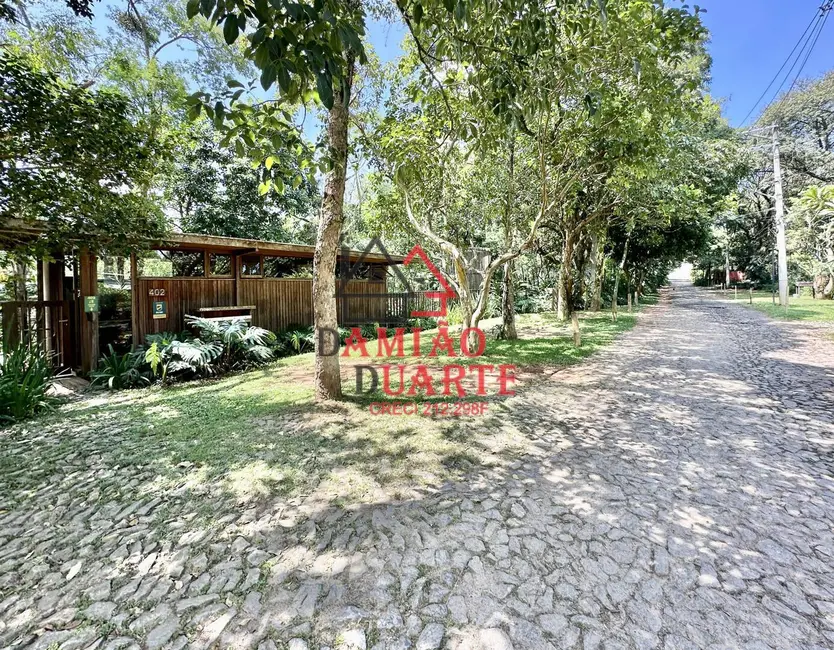Foto 3 de Casa de Condomínio com 4 quartos à venda e para alugar, 261m2 em Chácara do Refúgio, Carapicuiba - SP