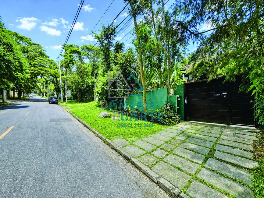 Foto 4 de Casa de Condomínio com 3 quartos à venda, 305m2 em Chácara de La Rocca, Carapicuiba - SP