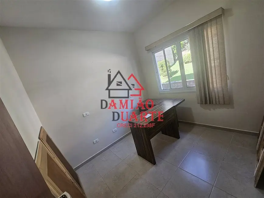 Casa de Condomínio com 3 quartos à venda, 260m2 em Transurb, Itapevi - SP - imagem 3 Foto 3 de Casa de Condomínio com 3 quartos à venda, 260m2 em Transurb, Itapevi - SP