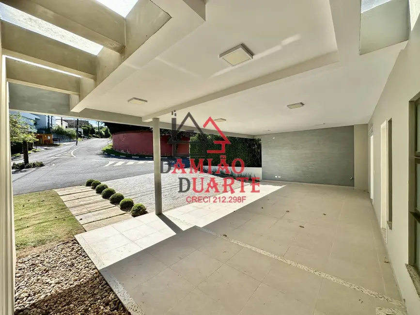 Foto 8 de Casa com 3 quartos à venda, 307m2 em Aldeia da Fazendinha, Carapicuiba - SP