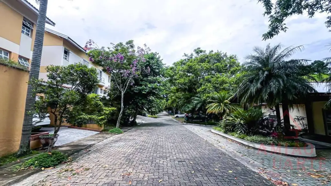 Foto 5 de Casa de Condomínio com 4 quartos à venda, 326m2 em Jardim Barbacena, Cotia - SP