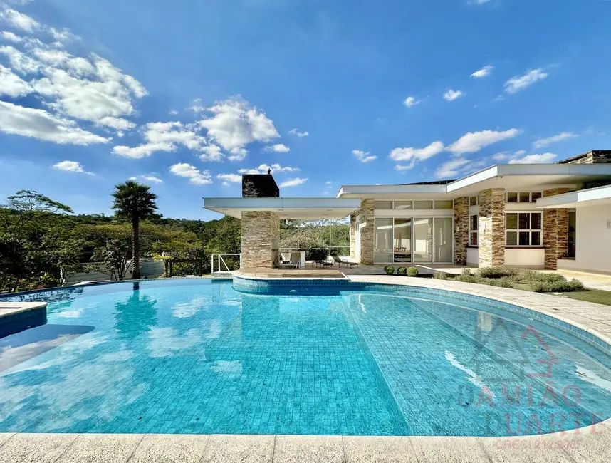 Foto 1 de Casa de Condomínio com 4 quartos para alugar, 615m2 em Parque Silvino Pereira, Cotia - SP