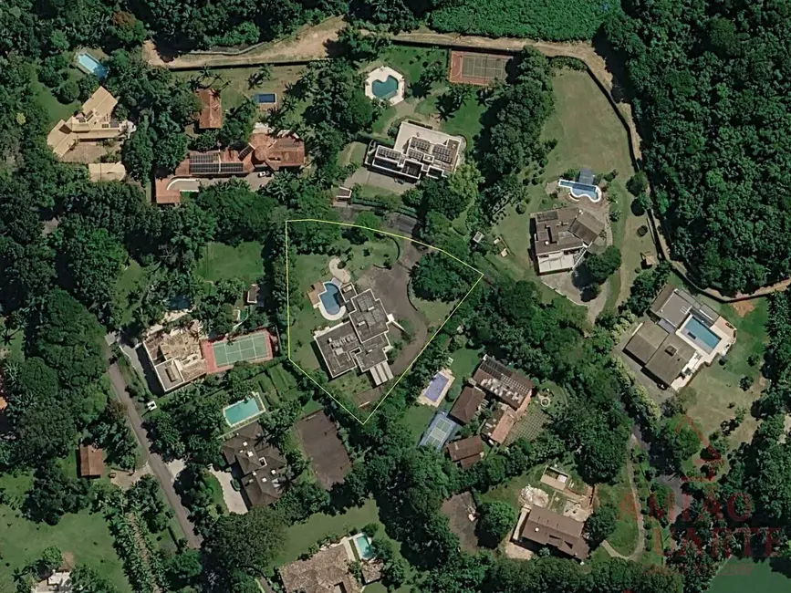 Foto 5 de Casa de Condomínio com 4 quartos para alugar, 615m2 em Parque Silvino Pereira, Cotia - SP