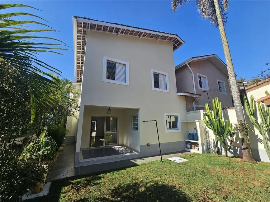 Foto 2 de Casa de Condomínio com 3 quartos à venda, 426m2 em Parque Rincão, Cotia - SP