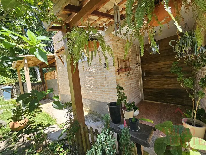 Casa com 3 quartos à venda e para alugar, 141m2 em Jardim Atalaia, Cotia - SP - imagem 8 Foto 8 de Casa com 3 quartos à venda e para alugar, 141m2 em Jardim Atalaia, Cotia - SP