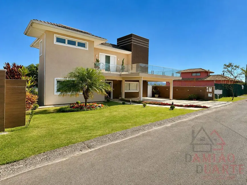 Casa de Condomínio com 3 quartos à venda, 318m2 em Golf Gardens, Carapicuiba - SP - imagem 4 Foto 4 de Casa de Condomínio com 3 quartos à venda, 318m2 em Golf Gardens, Carapicuiba - SP