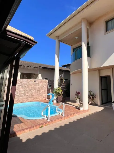 Foto 9 de Casa com 3 quartos à venda, 471m2 em Interlagos, Vila Velha - ES