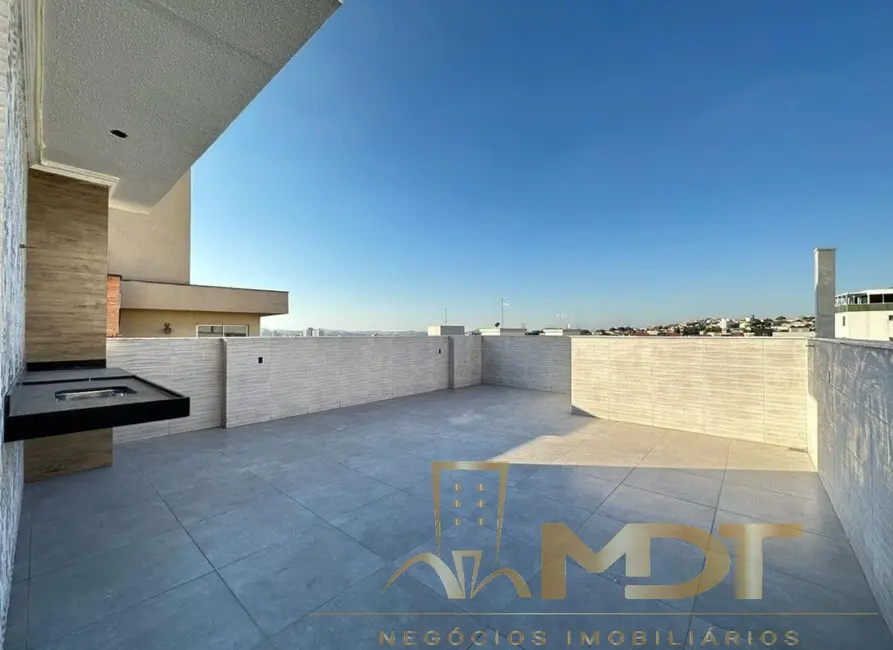 Apartamento com 5 quartos à venda, 167m2 em Heliópolis, Belo Horizonte - MG - imagem 1 Foto 1 de Apartamento com 5 quartos à venda, 167m2 em Heliópolis, Belo Horizonte - MG