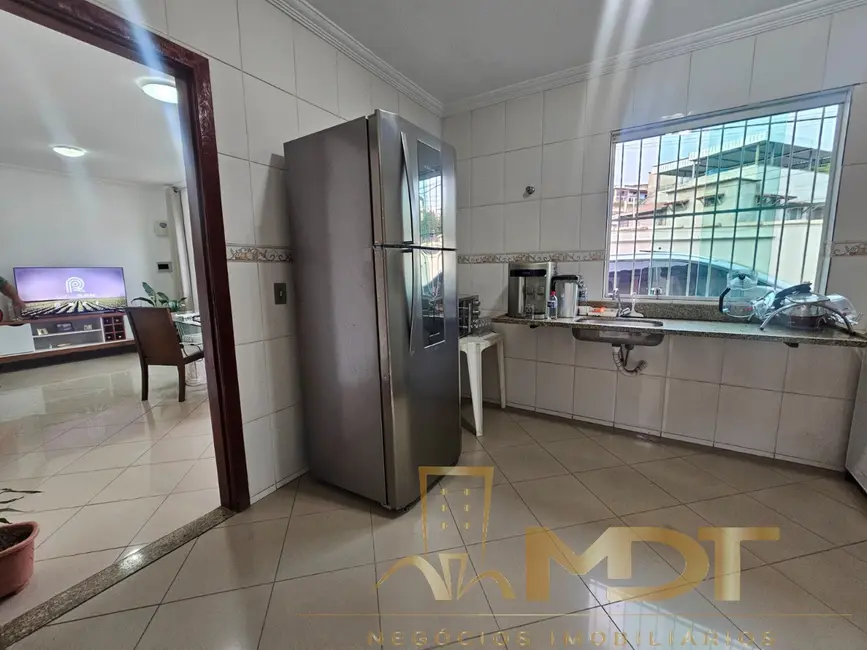 Casa com 3 quartos à venda, 140m2 em Santa Mônica, Belo Horizonte - MG - imagem 9 Foto 9 de Casa com 3 quartos à venda, 140m2 em Santa Mônica, Belo Horizonte - MG