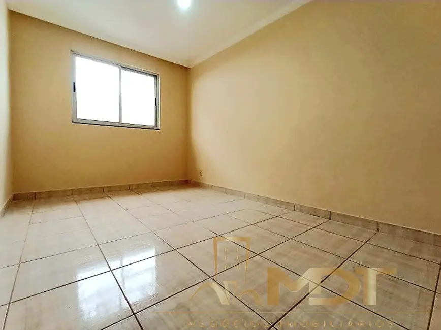 Foto 9 de Casa com 2 quartos à venda, 58m2 em Contagem - MG