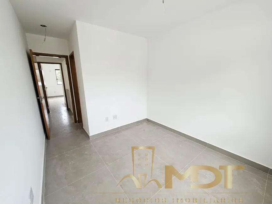 Casa com 2 quartos à venda, 118m2 em Piratininga (Venda Nova), Belo Horizonte - MG - imagem 5 Foto 5 de Casa com 2 quartos à venda, 118m2 em Piratininga (Venda Nova), Belo Horizonte - MG