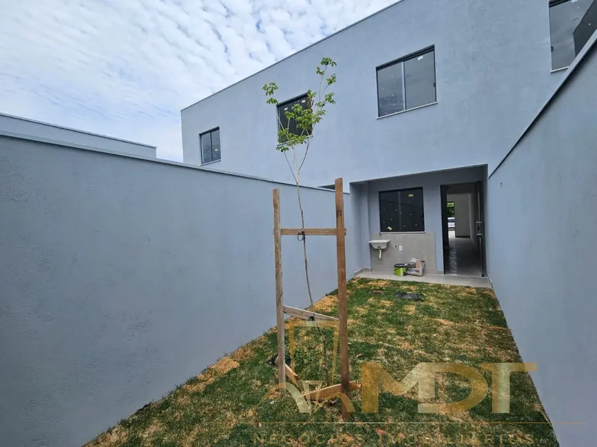 Casa com 2 quartos à venda, 118m2 em Piratininga (Venda Nova), Belo Horizonte - MG - imagem 1 Foto 1 de Casa com 2 quartos à venda, 118m2 em Piratininga (Venda Nova), Belo Horizonte - MG