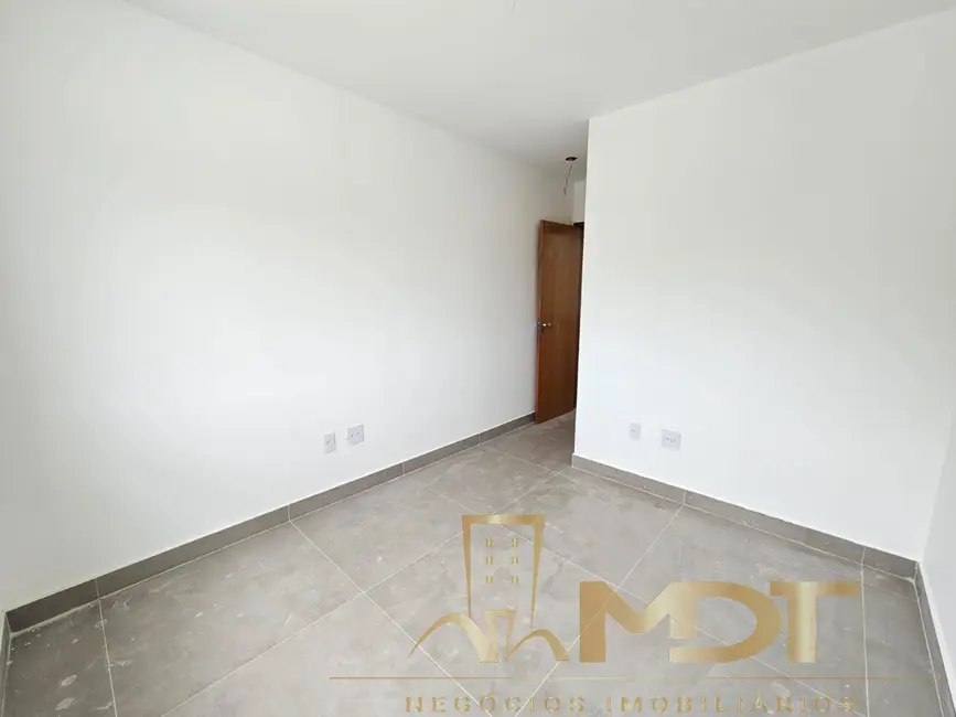 Casa com 2 quartos à venda, 118m2 em Piratininga (Venda Nova), Belo Horizonte - MG - imagem 4 Foto 4 de Casa com 2 quartos à venda, 118m2 em Piratininga (Venda Nova), Belo Horizonte - MG