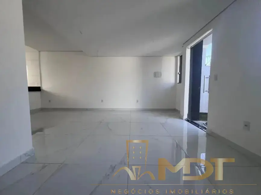 Casa de Condomínio com 3 quartos à venda, 154m2 em Piratininga (Venda Nova), Belo Horizonte - MG - imagem 9 Foto 9 de Casa de Condomínio com 3 quartos à venda, 154m2 em Piratininga (Venda Nova), Belo Horizonte - MG