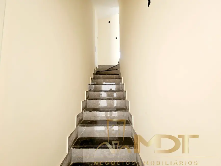 Apartamento com 3 quartos à venda, 106m2 em Planalto, Belo Horizonte - MG - imagem 2 Foto 2 de Apartamento com 3 quartos à venda, 106m2 em Planalto, Belo Horizonte - MG