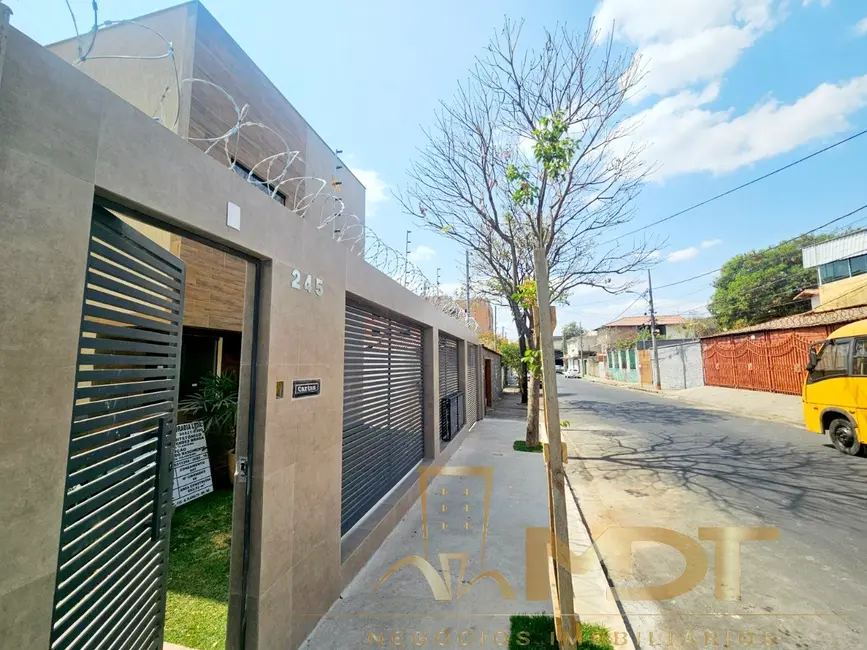 Foto 2 de Apartamento com 3 quartos à venda, 65m2 em Planalto, Belo Horizonte - MG