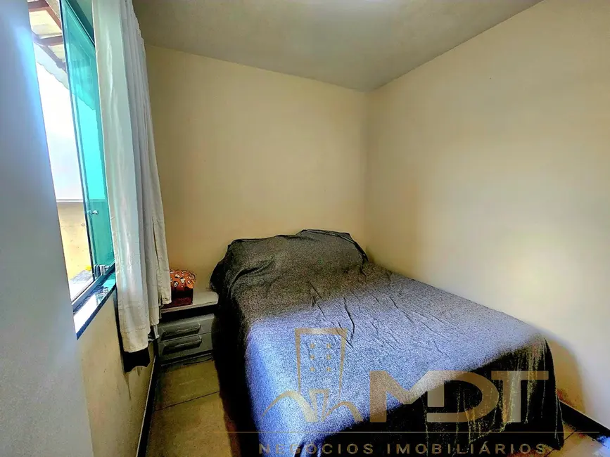 Foto 2 de Casa com 2 quartos à venda, 98m2 em Candelária, Belo Horizonte - MG