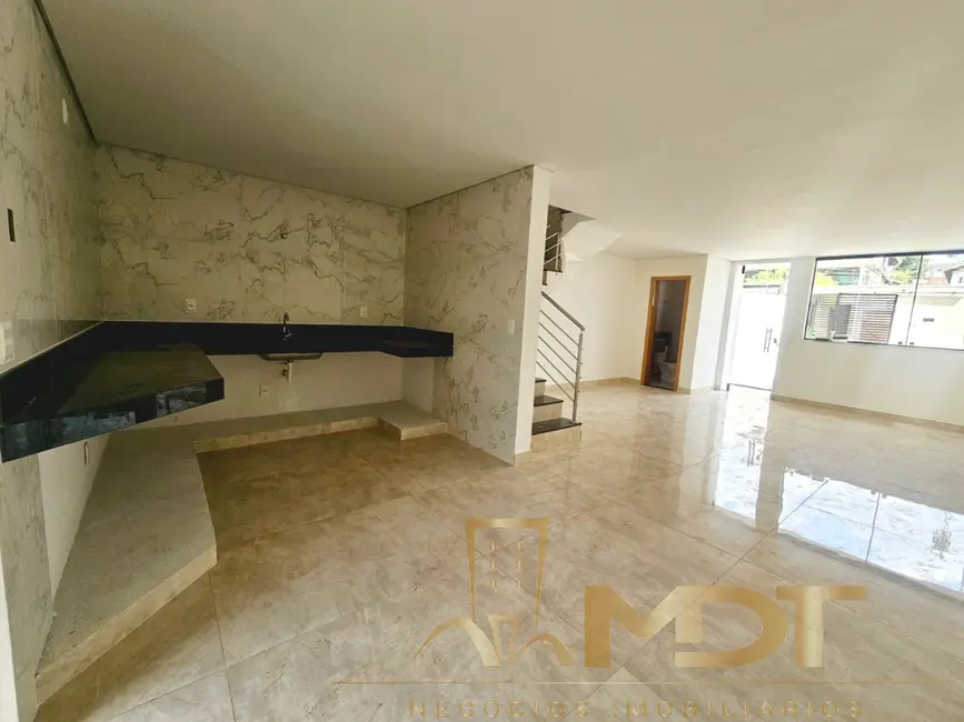 Foto 1 de Casa com 3 quartos à venda, 120m2 em Santa Branca, Belo Horizonte - MG