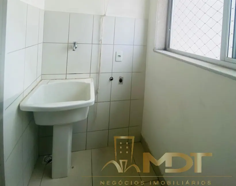 Foto 6 de Apartamento com 3 quartos à venda, 70m2 em Heliópolis, Belo Horizonte - MG